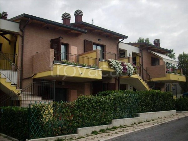 appartamento in affitto ad Ancona in zona Brecce Bianche