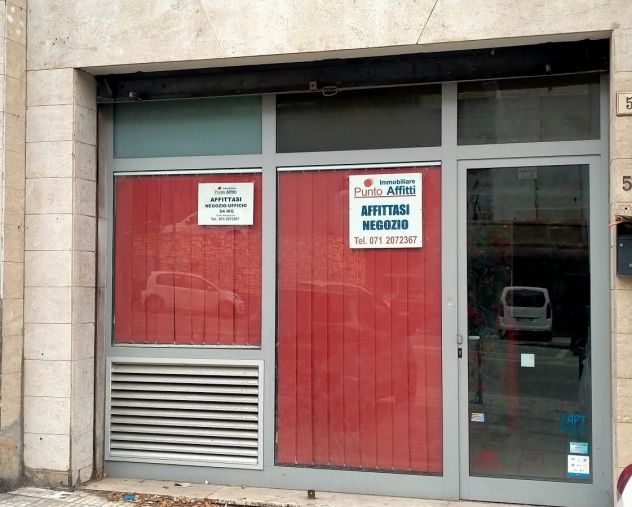 ufficio in affitto ad Ancona in zona Montemarino