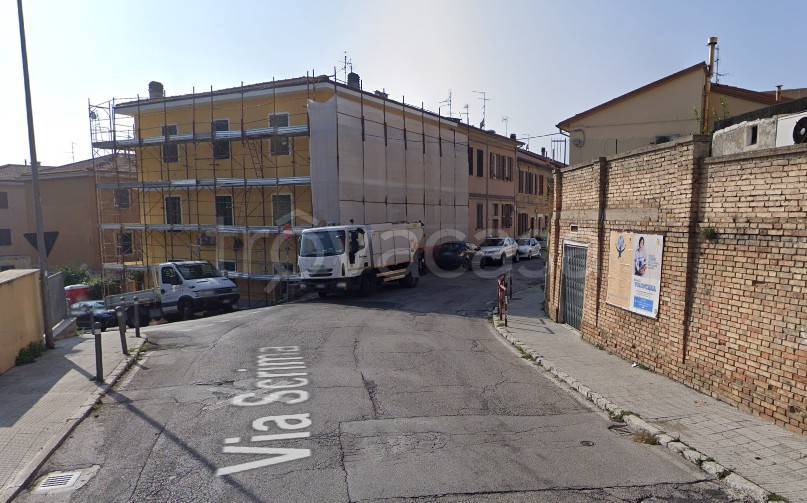 appartamento in affitto ad Ancona in zona Scrima