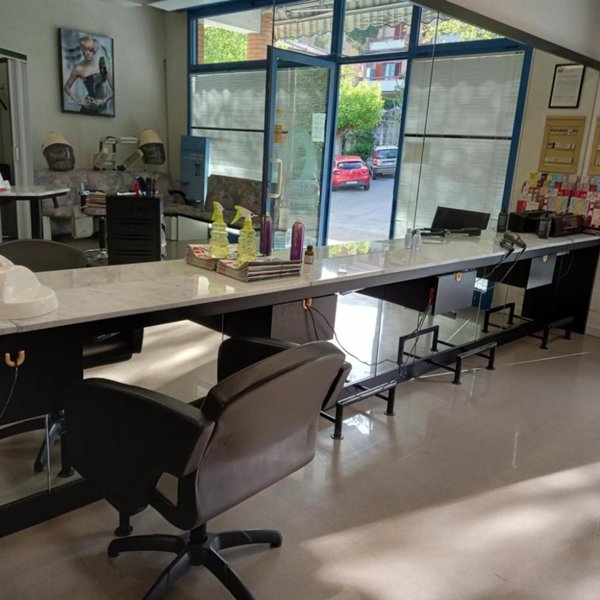 locale commerciale in affitto ad Ancona in zona Piano San Lazzaro