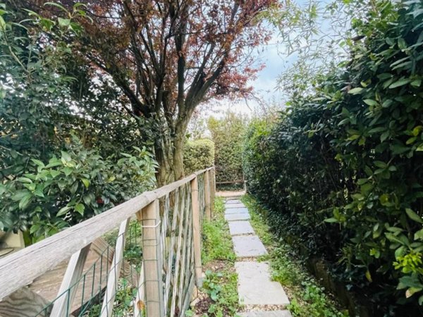 appartamento in affitto ad Ancona in zona Candia