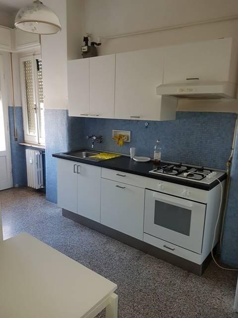 appartamento in affitto ad Ancona in zona Passetto
