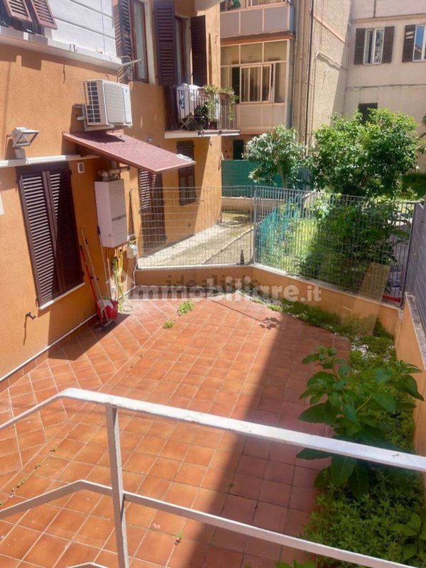 appartamento in affitto ad Ancona in zona Adriatico