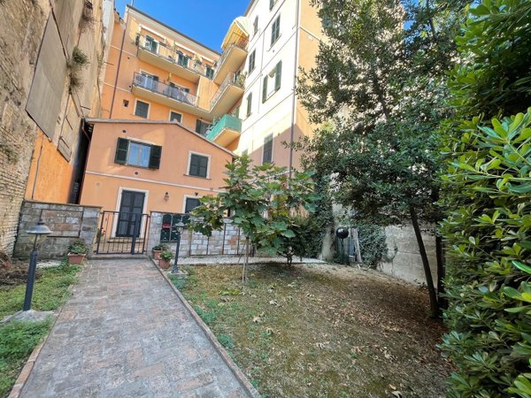 appartamento in affitto ad Ancona in zona Piano San Lazzaro
