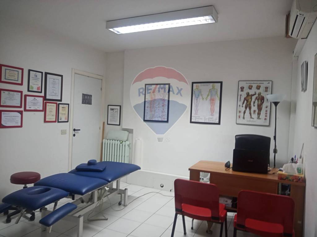 appartamento in affitto ad Ancona in zona Pietra La Croce