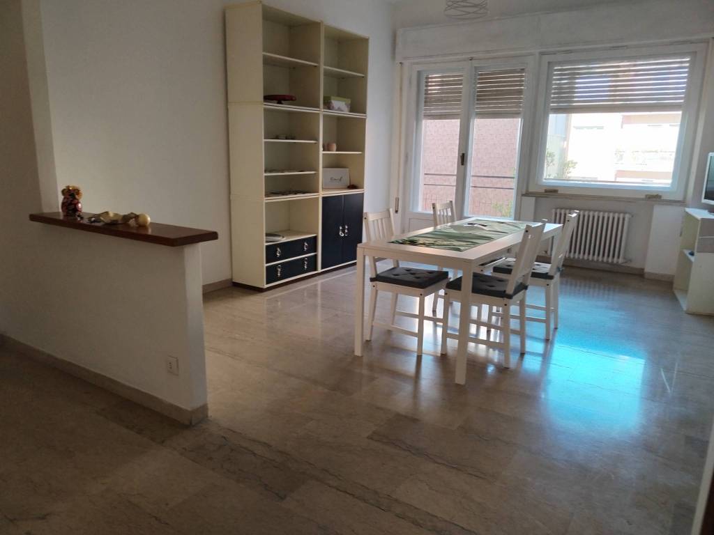 appartamento in affitto ad Ancona in zona Passetto