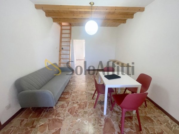 appartamento in affitto ad Ancona in zona Candia
