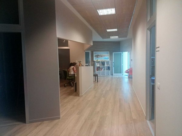 ufficio in affitto ad Ancona in zona Aspio di Ancona