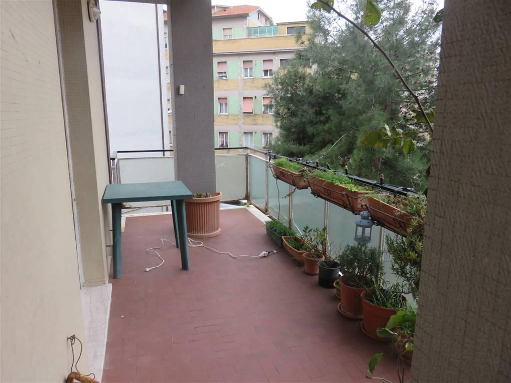 appartamento in affitto ad Ancona in zona Adriatico