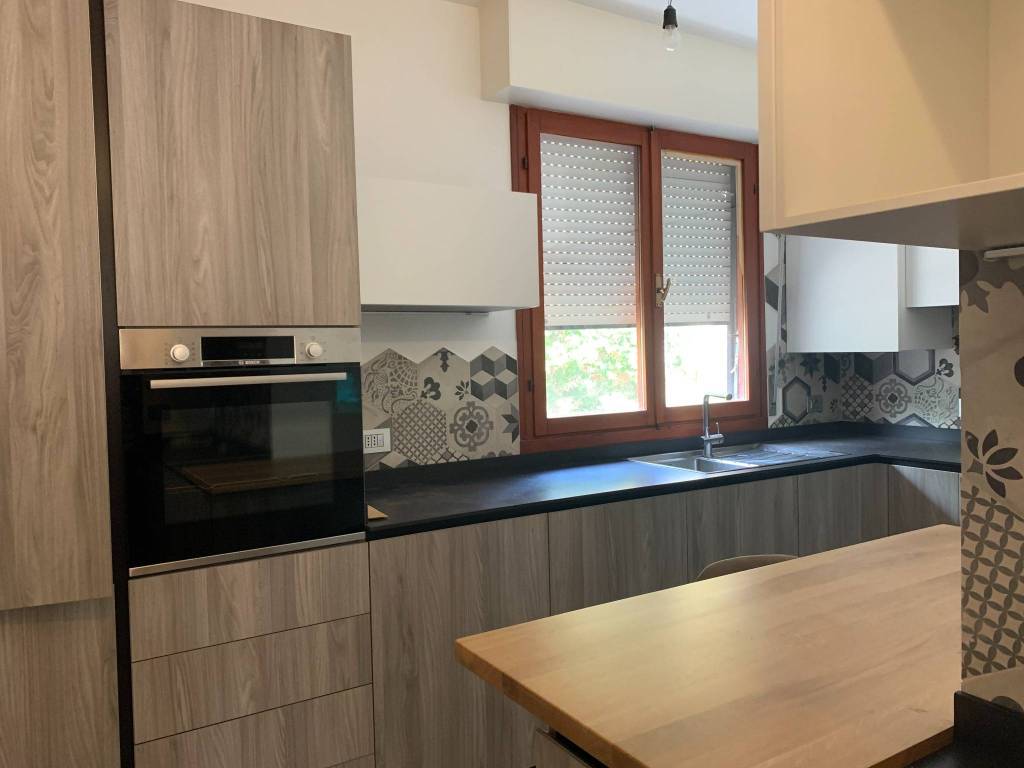 appartamento in affitto ad Ancona in zona Piano San Lazzaro