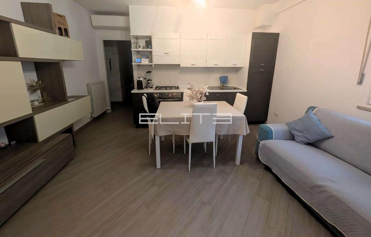 appartamento in affitto ad Ancona in zona Piano San Lazzaro