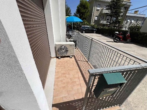 appartamento in affitto ad Ancona in zona Adriatico