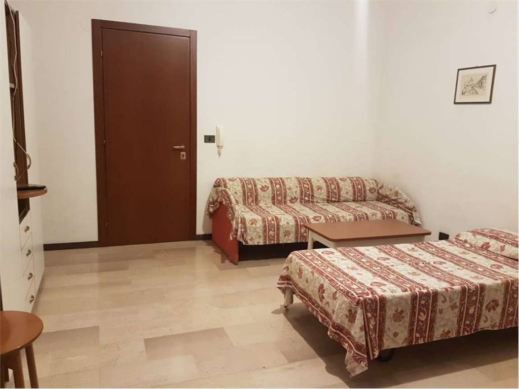 appartamento in affitto ad Ancona in zona Centro Storico