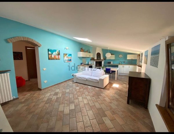 appartamento in affitto ad Ancona in zona Poggio d'Ancona