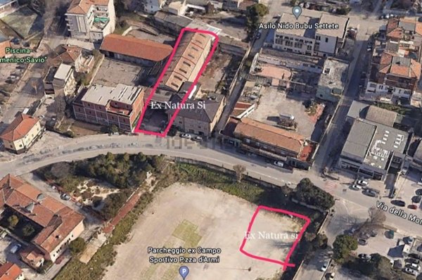 negozio in affitto ad Ancona