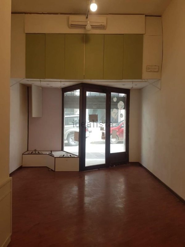 locale commerciale in affitto ad Ancona in zona Centro Storico