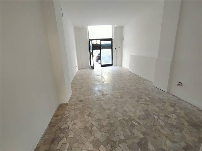 negozio in affitto ad Ancona in zona Centro Storico