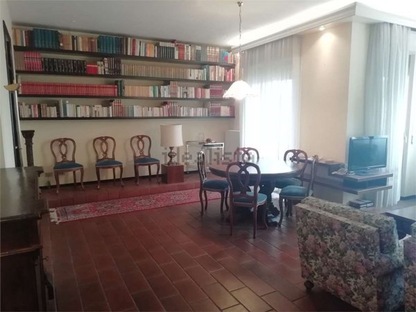 appartamento in affitto ad Ancona in zona Vallemiano