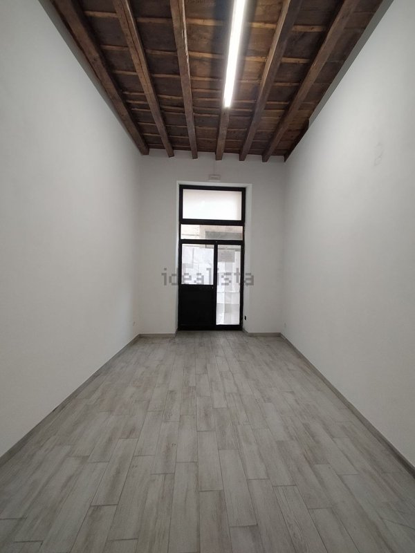 locale commerciale in affitto ad Ancona in zona Centro Storico