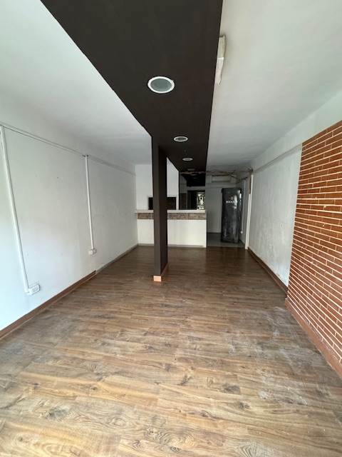 negozio in affitto ad Ancona in zona Torrette