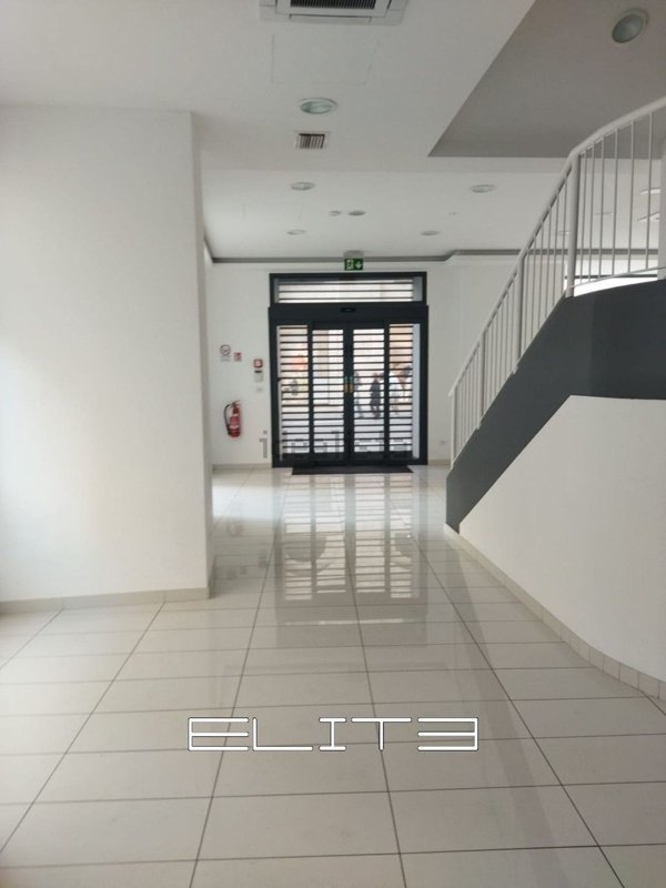 locale commerciale in affitto ad Ancona in zona Centro Storico