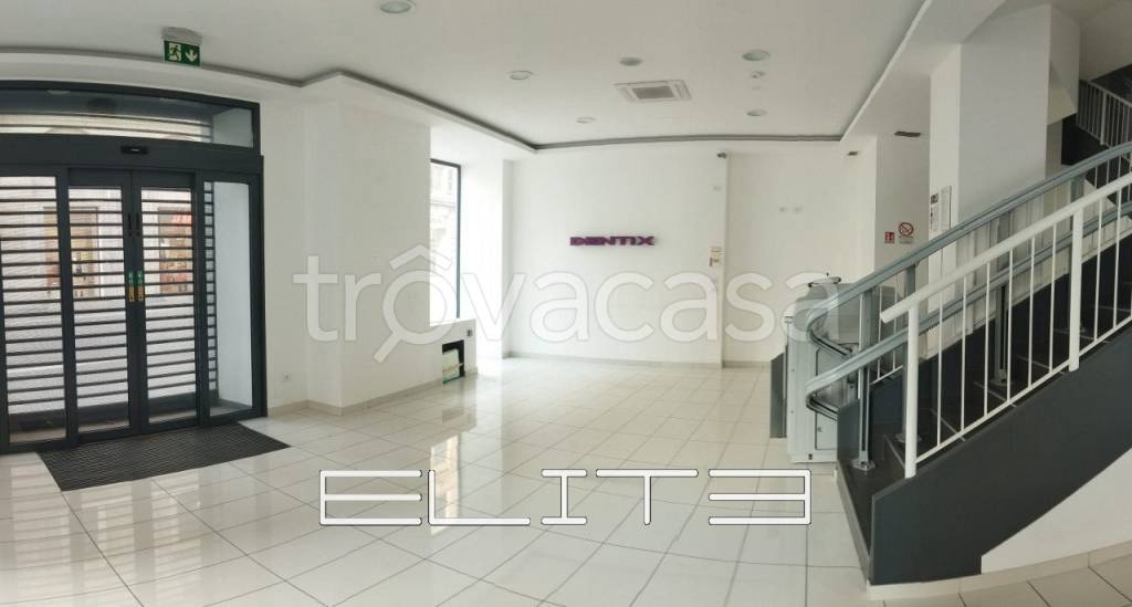 locale commerciale in affitto ad Ancona in zona Centro Storico