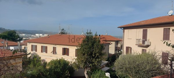 casa indipendente in affitto ad Ancona in zona Montirozzo
