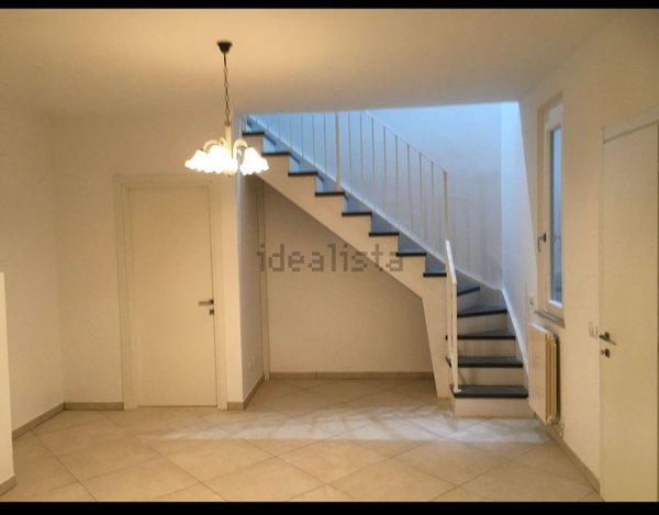 appartamento in affitto ad Ancona in zona Piano San Lazzaro