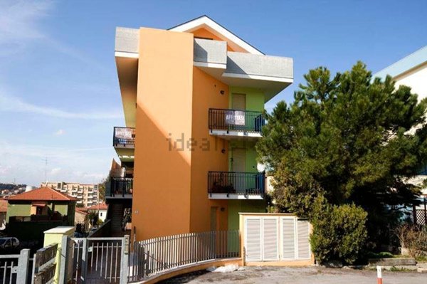 appartamento in affitto ad Ancona in zona Piano San Lazzaro