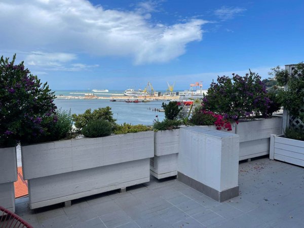 appartamento in affitto ad Ancona in zona Centro Storico