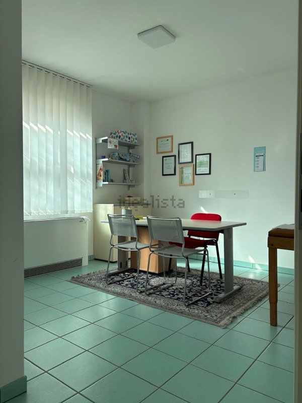 ufficio in affitto ad Ancona in zona Piano San Lazzaro