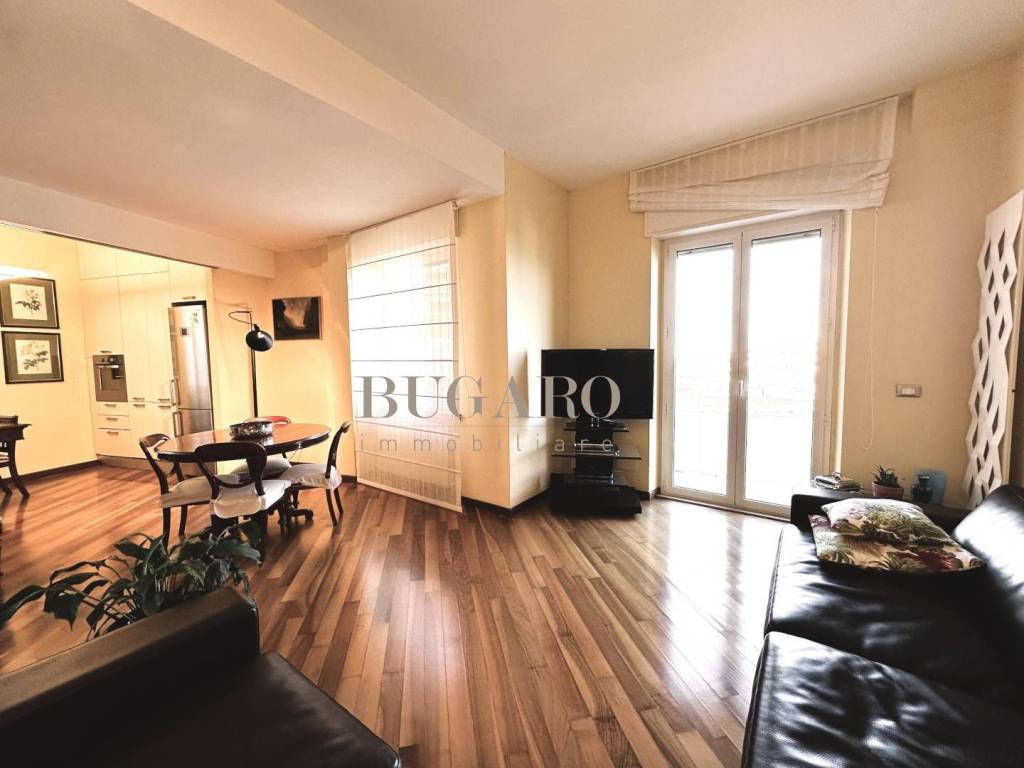 appartamento in affitto ad Ancona in zona Adriatico