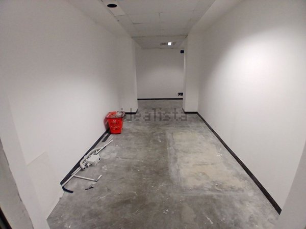 locale di sgombero in affitto ad Ancona in zona Piano San Lazzaro