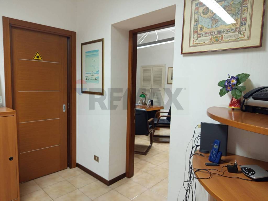 ufficio in affitto ad Ancona in zona Piano San Lazzaro