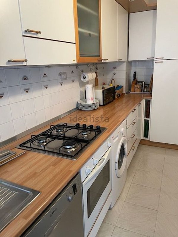 appartamento in affitto ad Ancona in zona Passetto