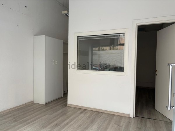 negozio in affitto ad Ancona in zona Adriatico