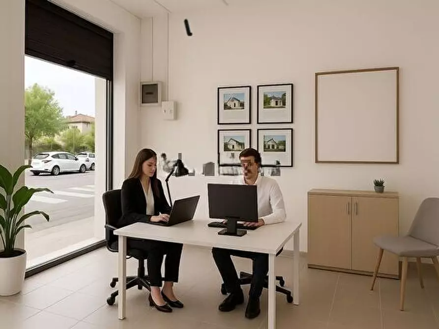 locale commerciale in affitto ad Ancona in zona Piano San Lazzaro