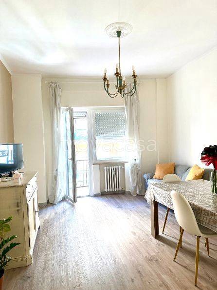 appartamento in affitto ad Ancona in zona Adriatico