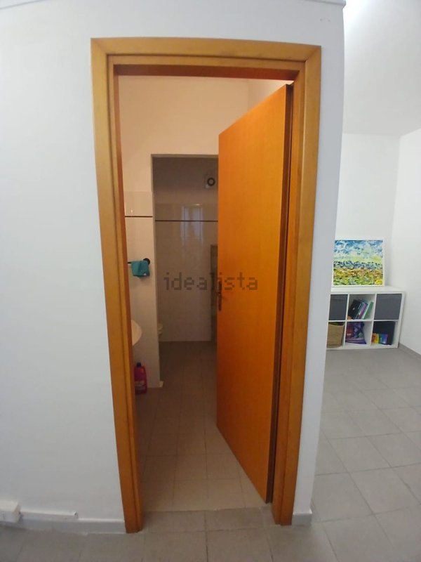 ufficio in affitto ad Ancona in zona Scrima