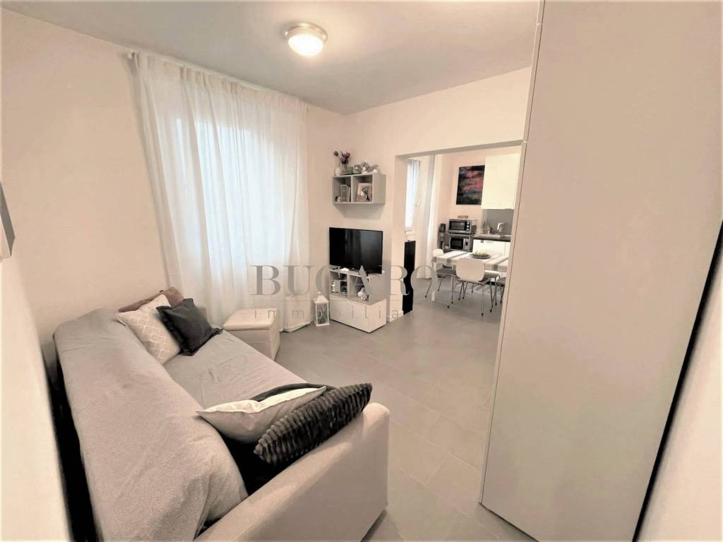 appartamento in affitto ad Ancona in zona Adriatico