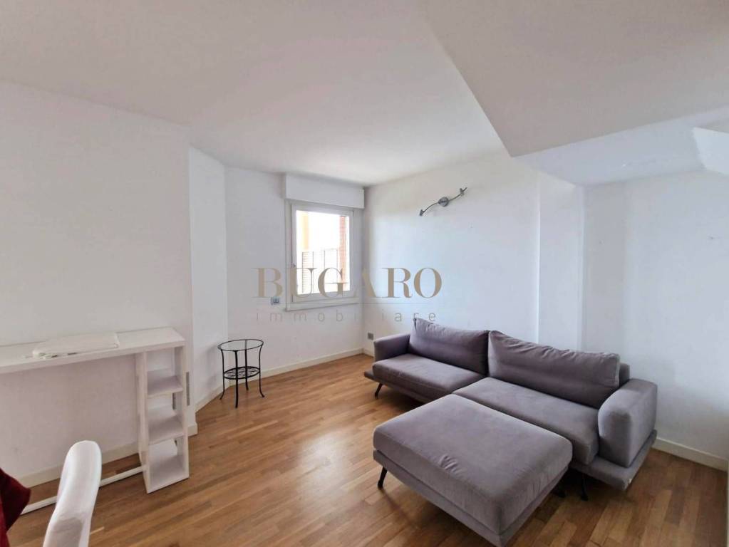 appartamento in affitto ad Ancona in zona Adriatico