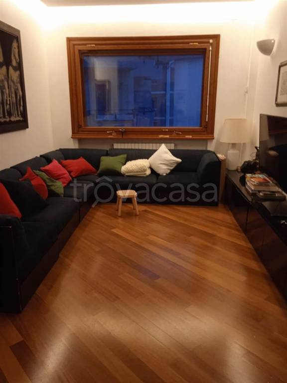 appartamento in affitto ad Ancona in zona Adriatico