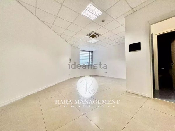 ufficio in affitto ad Ancona in zona Baraccola