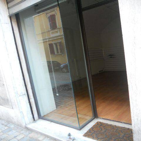 locale commerciale in affitto ad Ancona in zona Centro Storico