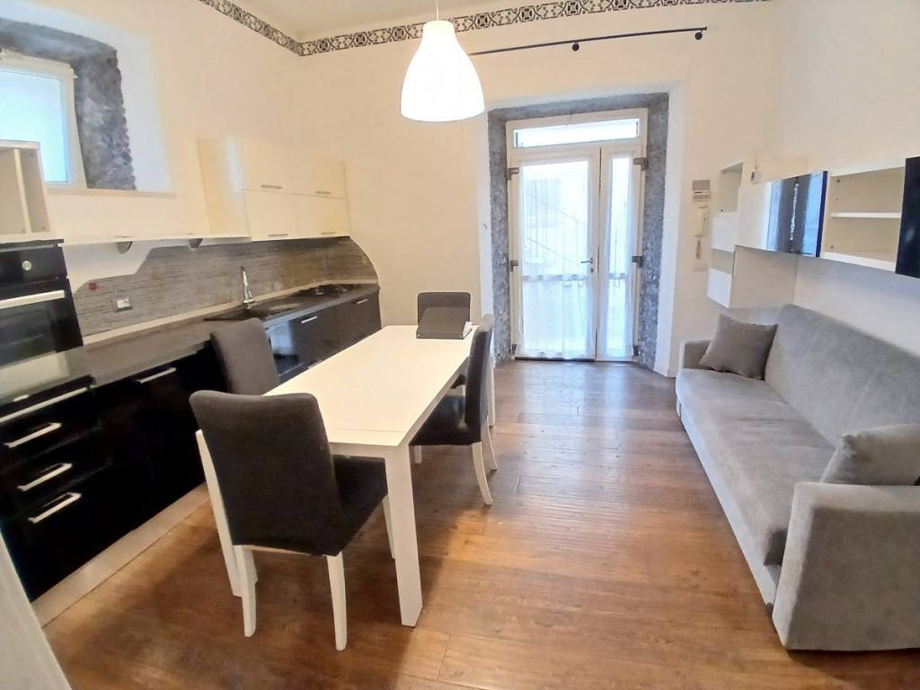 appartamento in affitto ad Ancona in zona Adriatico