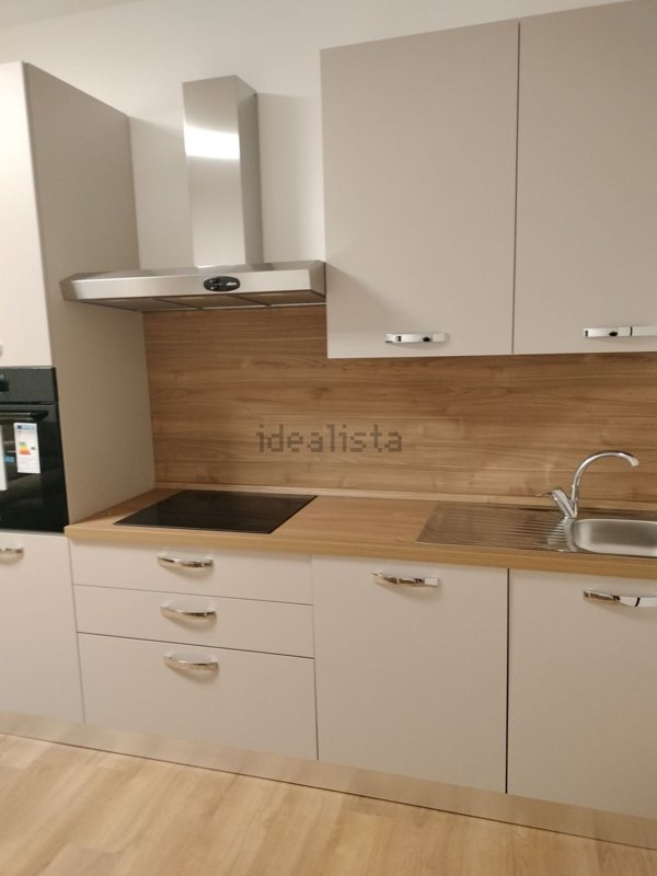 appartamento in affitto ad Ancona in zona Piano San Lazzaro