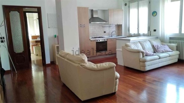 appartamento in affitto ad Ancona in zona Borgo Rodi