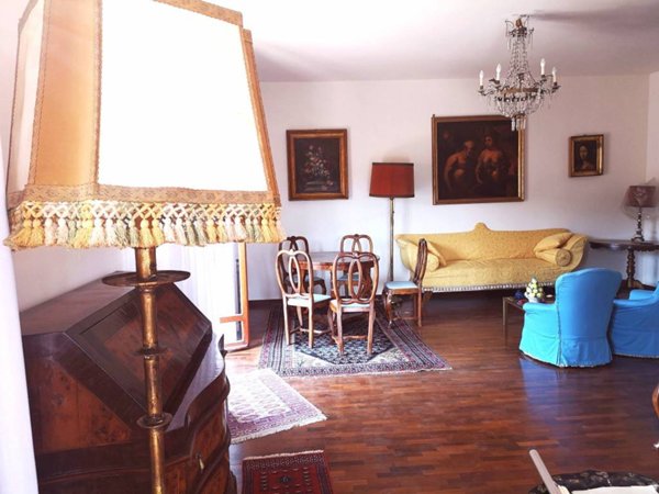 appartamento in affitto ad Ancona in zona Adriatico