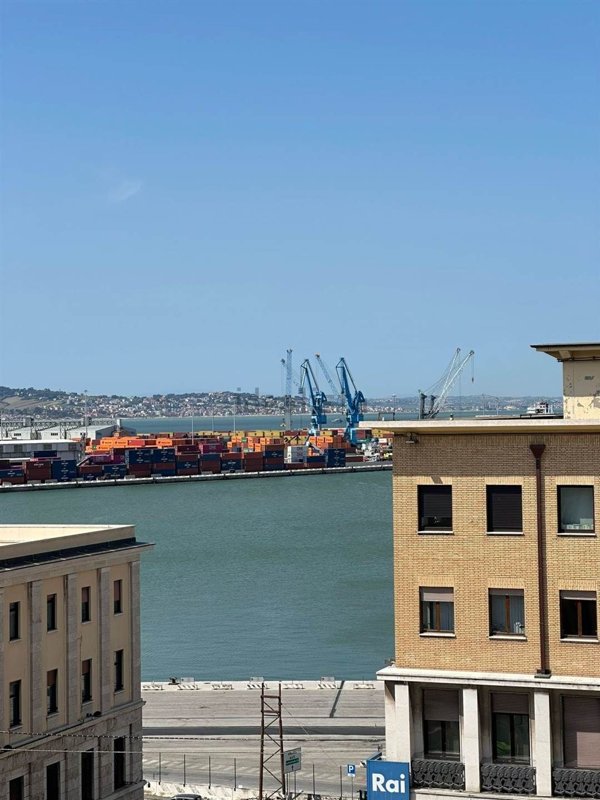 appartamento in affitto ad Ancona in zona Centro Storico