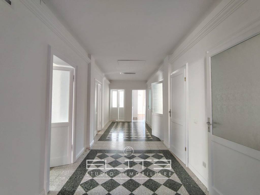 appartamento in affitto ad Ancona in zona Piano San Lazzaro